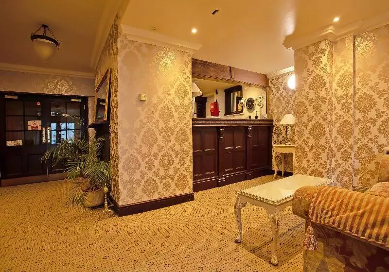 Hotelli Great White Horse