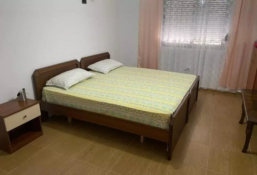 ペンション Meti Guest House