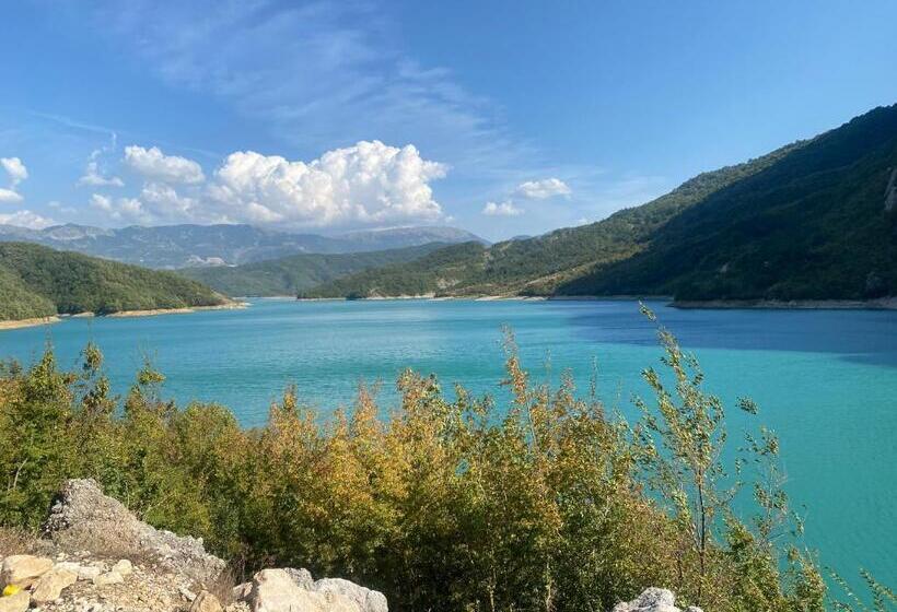 بنسيون Meti Guest House