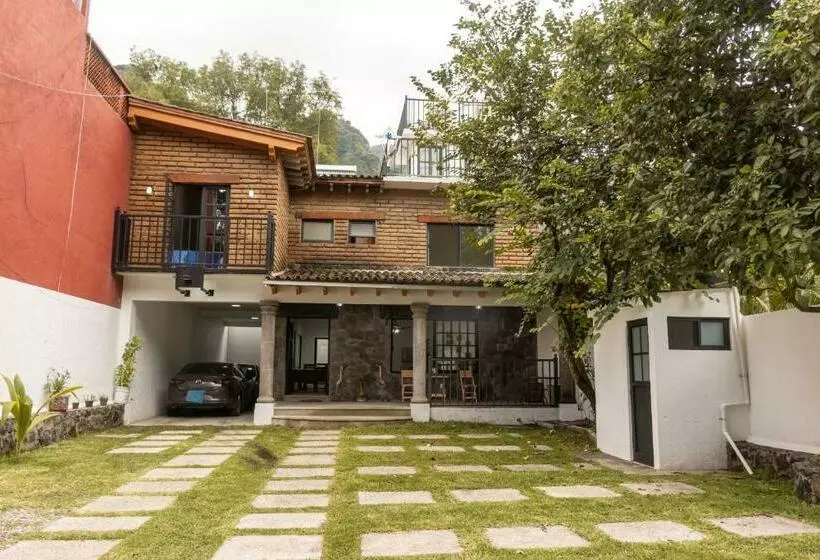 Retkeilymaja Casa Antares