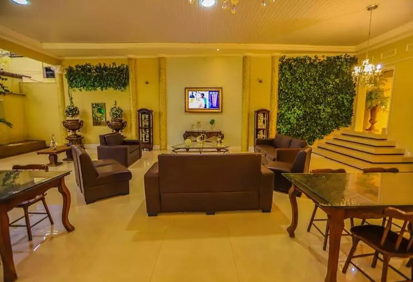 ホテル Flor De Lis