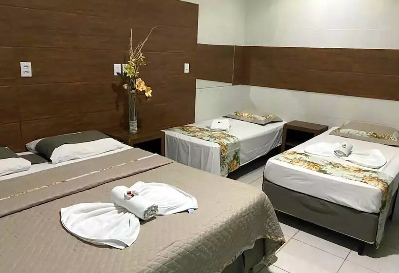 ホテル Flor De Lis