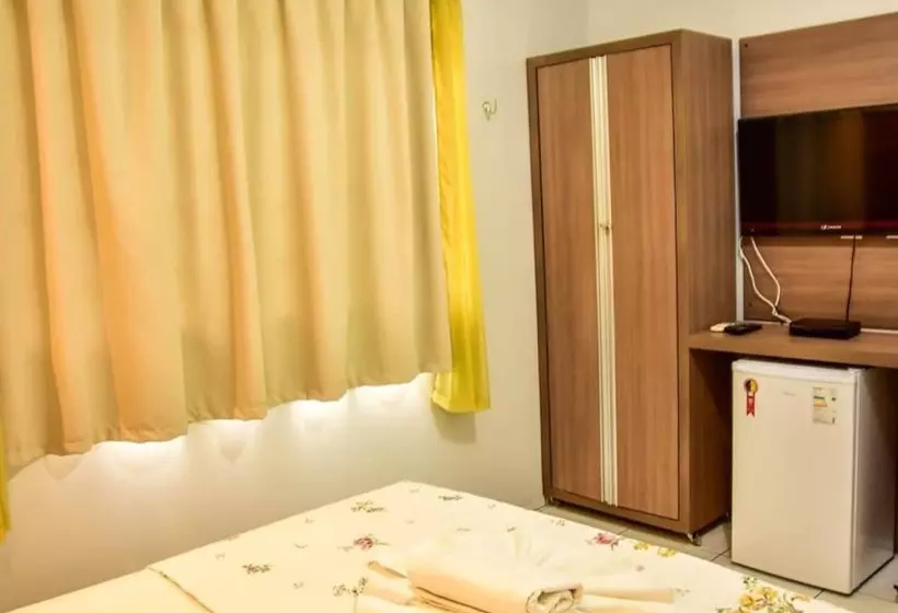 ホテル Flor De Lis