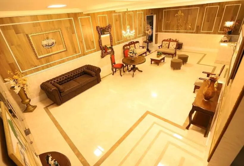 ホテル Flor De Lis