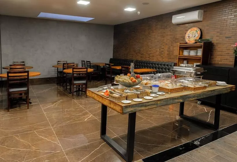 ホテル Tulip Inn Sorocaba