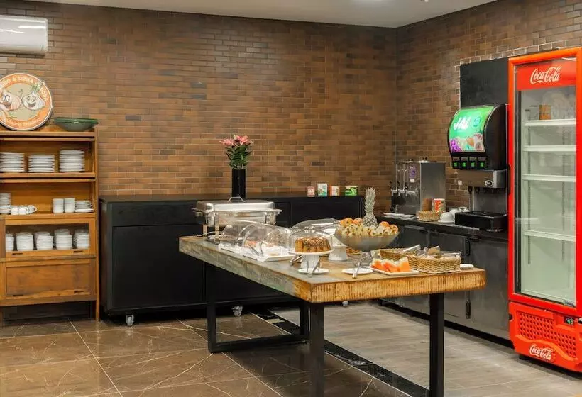 ホテル Tulip Inn Sorocaba