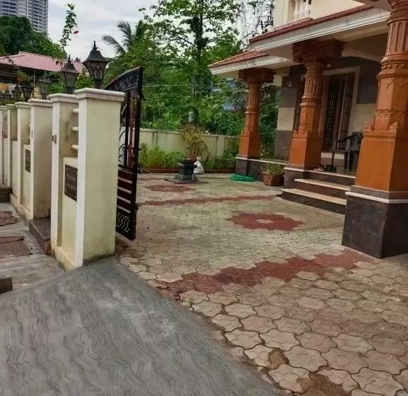 ペンション Sri Krishna Palace