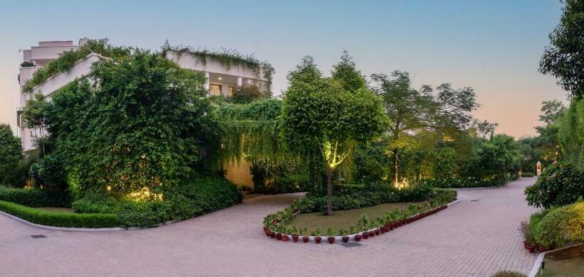 Resort Naad Wellness