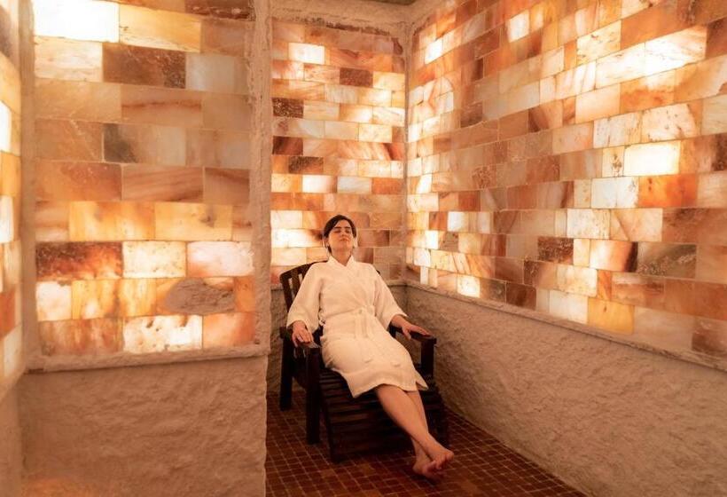 Resort Naad Wellness