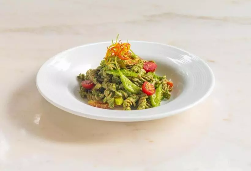 リゾートホテル Naad Wellness