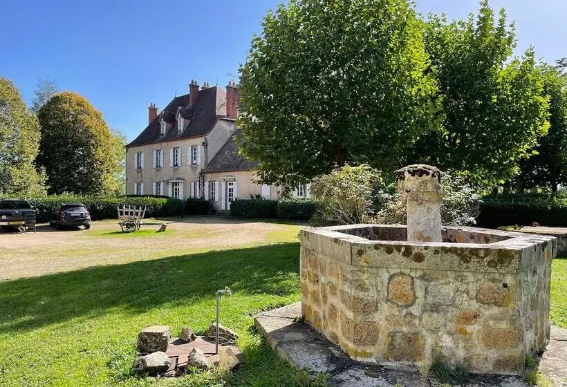 ベッドアンドブレックファースト Château De Bruges