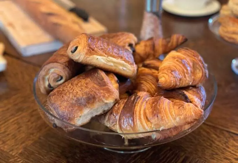 ベッドアンドブレックファースト Château De Bruges