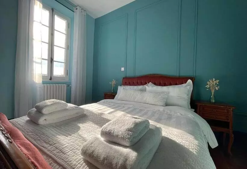 ベッドアンドブレックファースト Château De Bruges