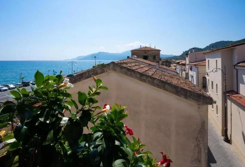 Aamiaismajoitus (B&B) Harmonia Home Capitello