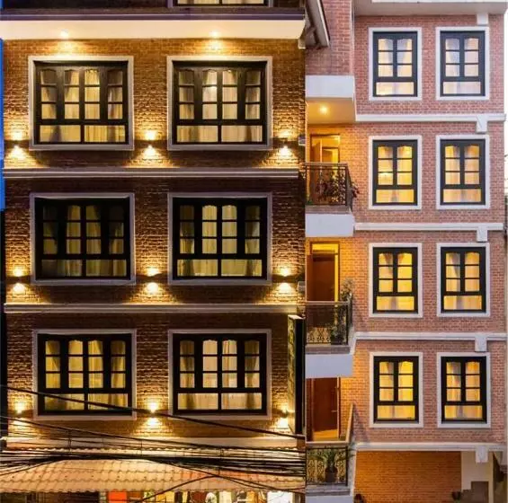 هتل Bhrikuti Stay