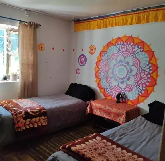 هتل Panorama Inn Mustang