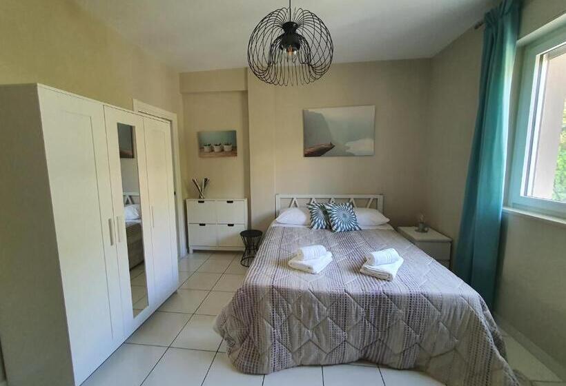 Bed and Breakfast Civico 11 Guest House  Free Parking Wi Fi