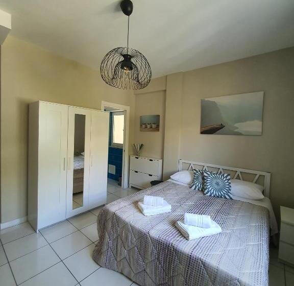 Bed and Breakfast Civico 11 Guest House  Free Parking Wi Fi