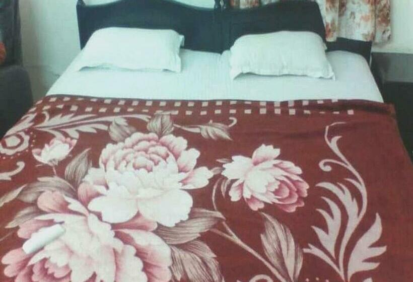 酒店 Oyo 93303  Mundra