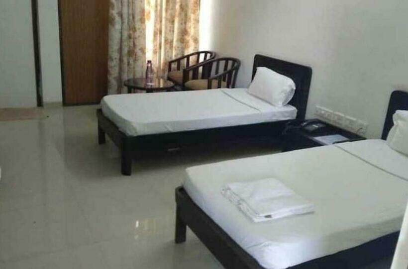 酒店 Oyo 93303  Mundra