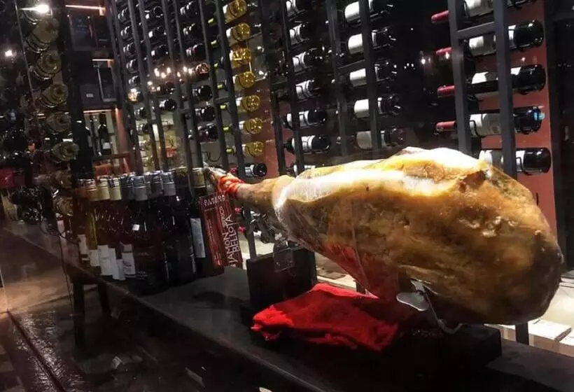 Hotelli Vanhseng Boutique Vientiane