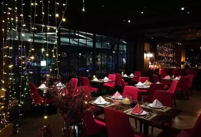 Hotelli Vanhseng Boutique Vientiane