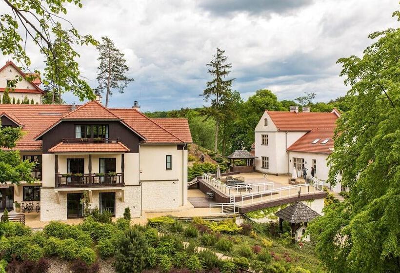 ホテル Berberys Park