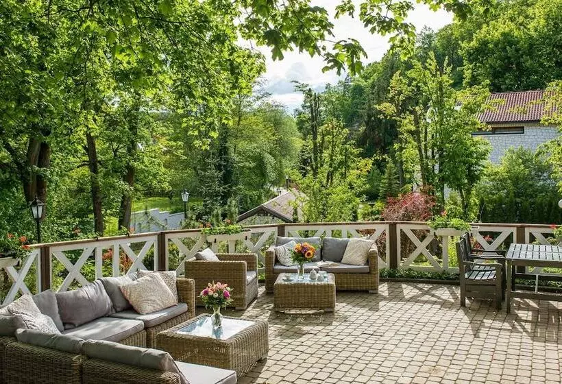 Hotelli Berberys Park