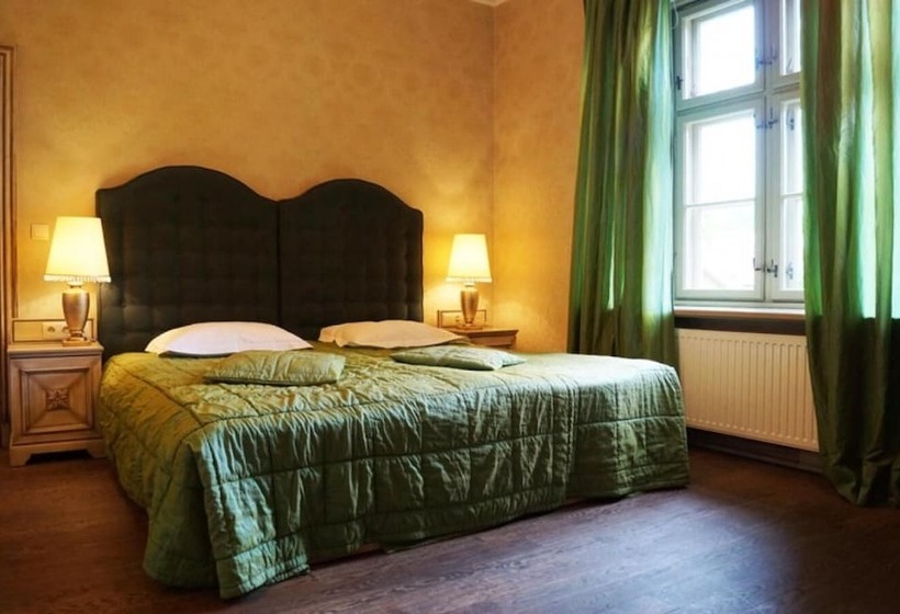 ホテル Berberys Park