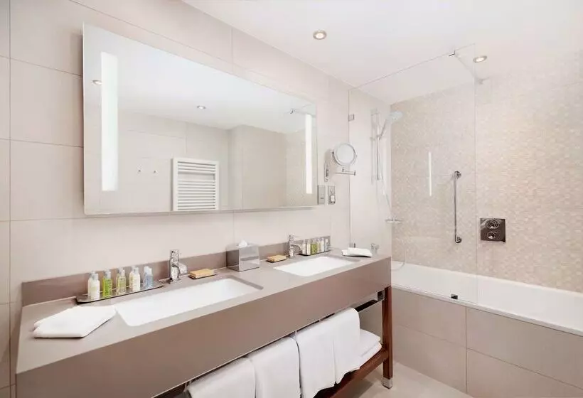 Doubletree By Hilton Krakow Hotel & Convention Center