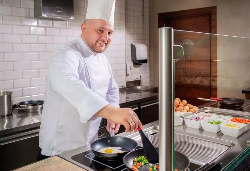 Doubletree By Hilton Krakow Hotel & Convention Center