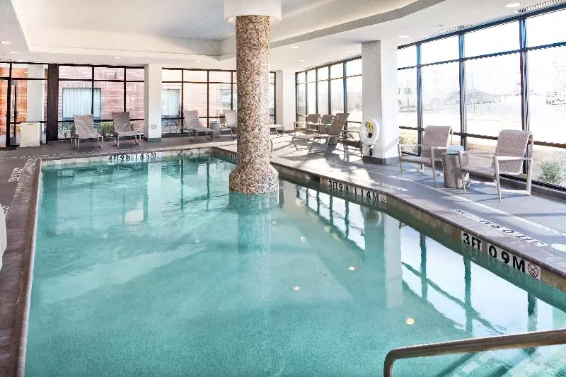 ホテル Holiday Inn Express & Suites Oklahoma City Downtown   Bricktown, An Ihg