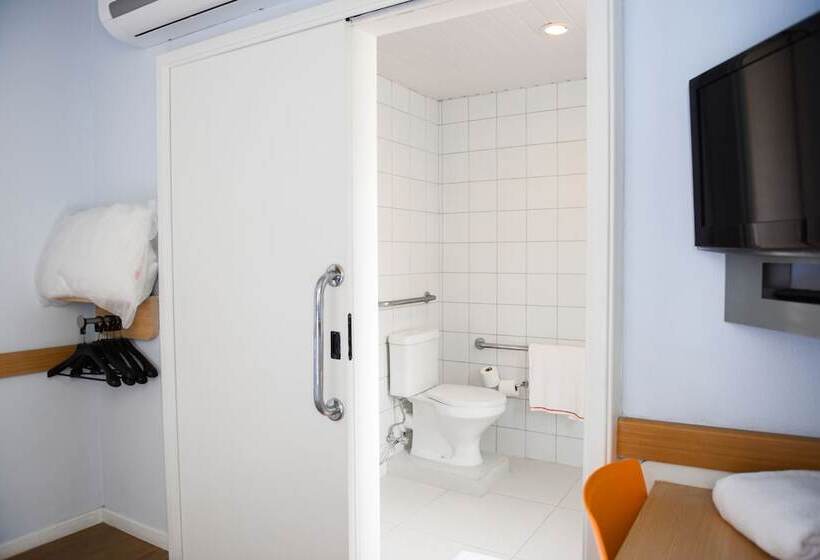 هتل Ibis Budget Rio De Janeiro Centro