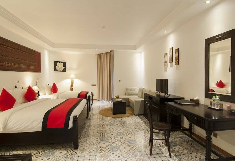 Hotel La Rose Suites