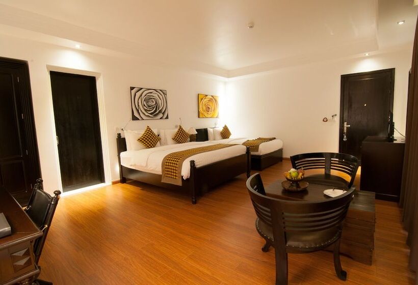 Hotel La Rose Suites