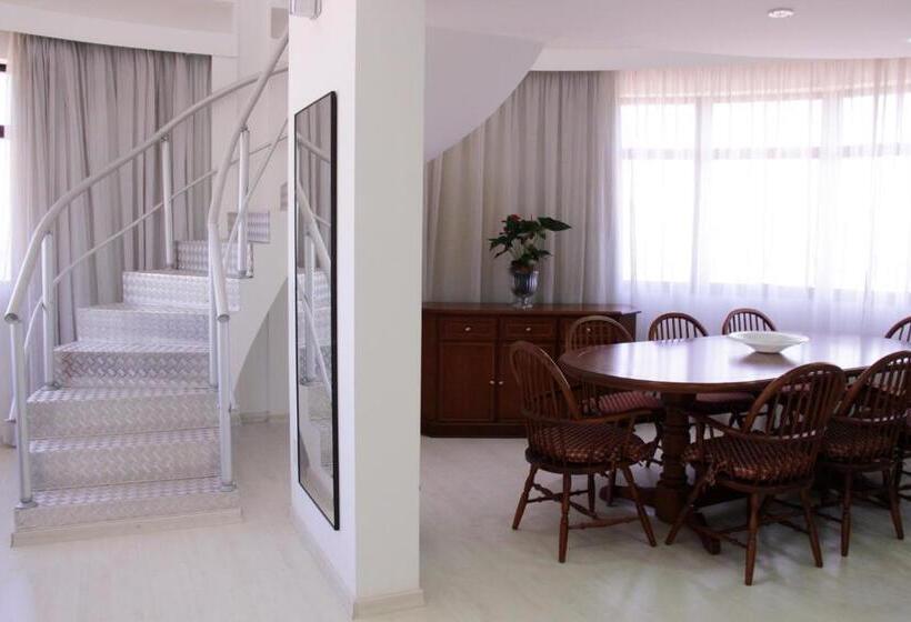 فندق Marques Plaza