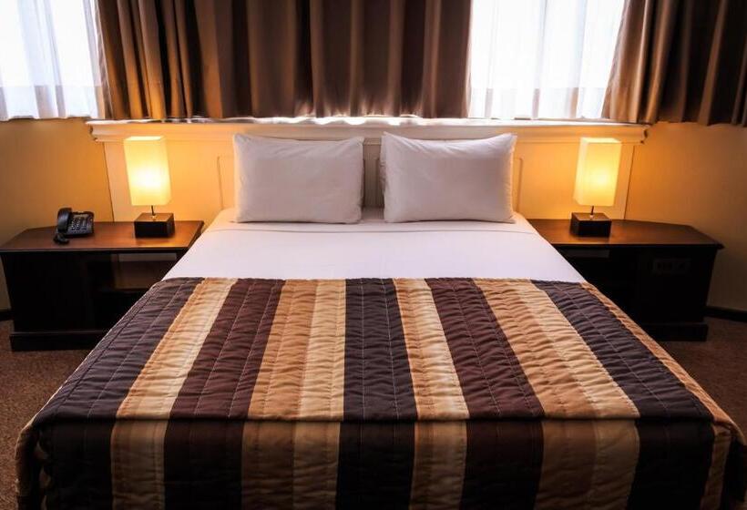 فندق Marques Plaza