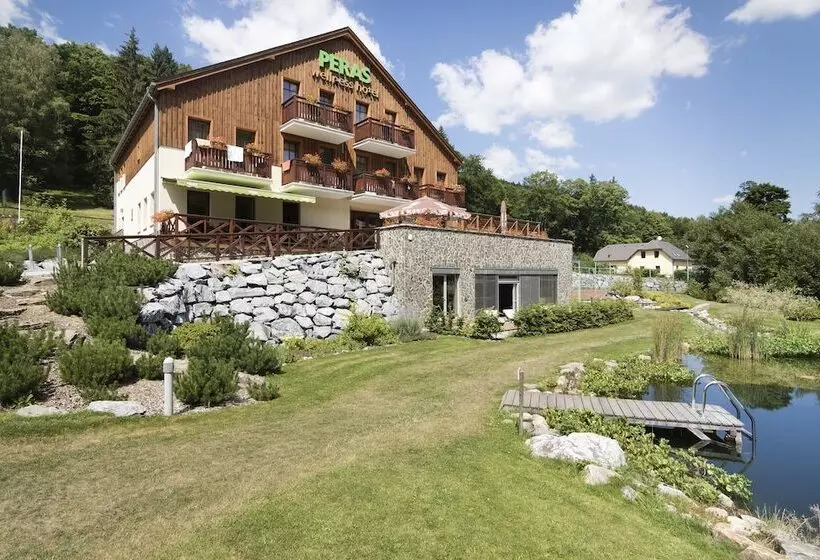 בית מלון כפרי Peras Wellness