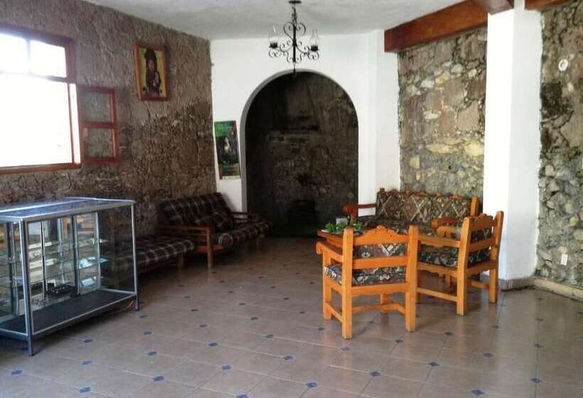 هتل Real De San Diego