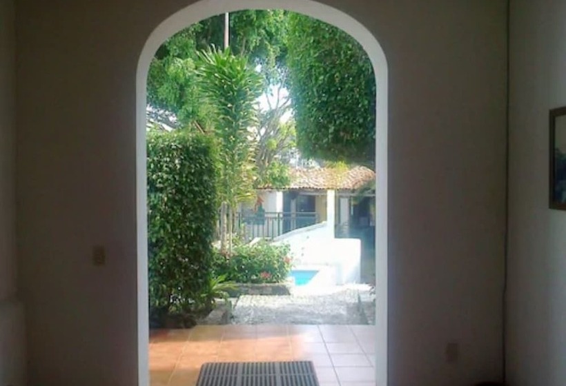 هتل Real De San Diego