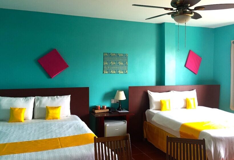 هتل River Dolphin