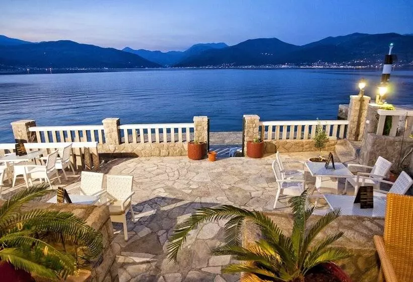 هتل Luxury Sea Residence By Kristina