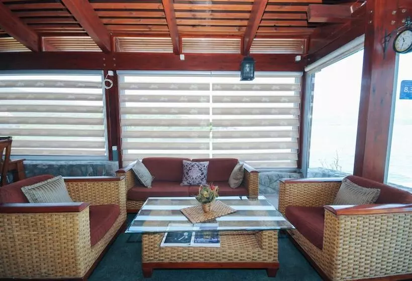 هتل Luxury Sea Residence By Kristina