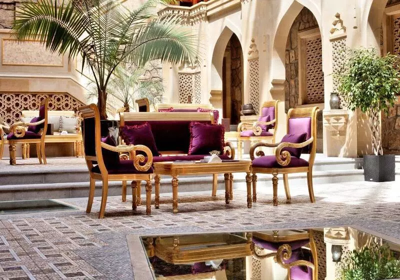 هتل Shah Palace Luxury Museum