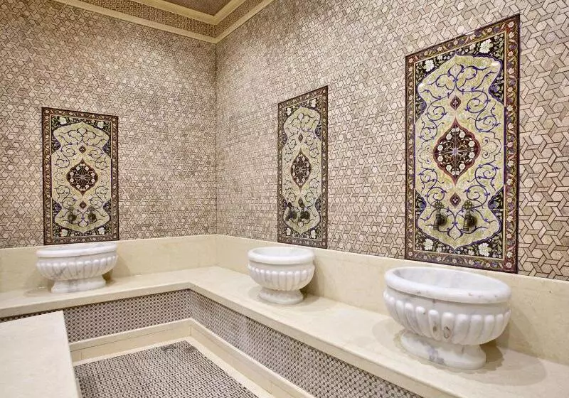 هتل Shah Palace Luxury Museum