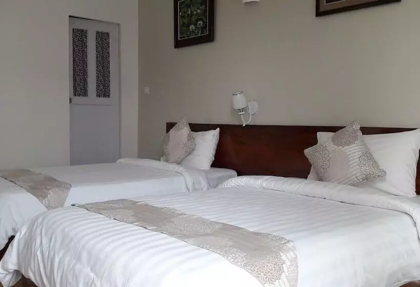 בית מלון כפרי The Flora Boutique