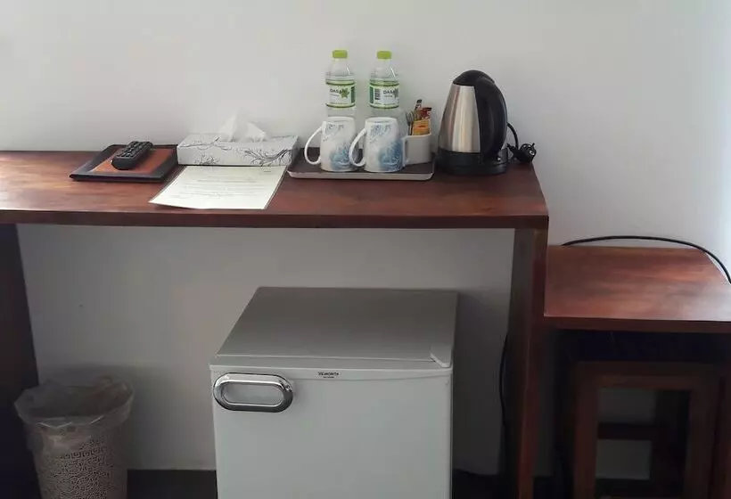 בית מלון כפרי The Flora Boutique