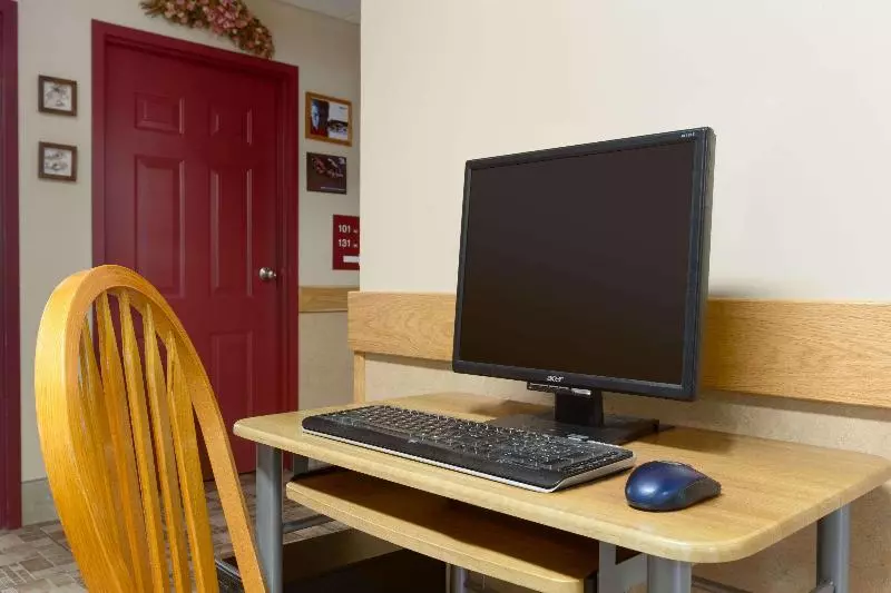 هتل Travelodge By Wyndham Fredericton