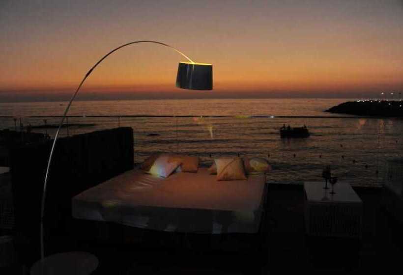 Veer Luxury Boutique Hotel & Beach Club