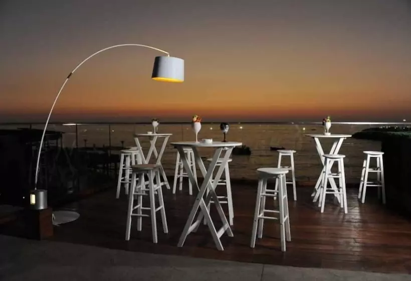 Veer Luxury Boutique Hotel & Beach Club